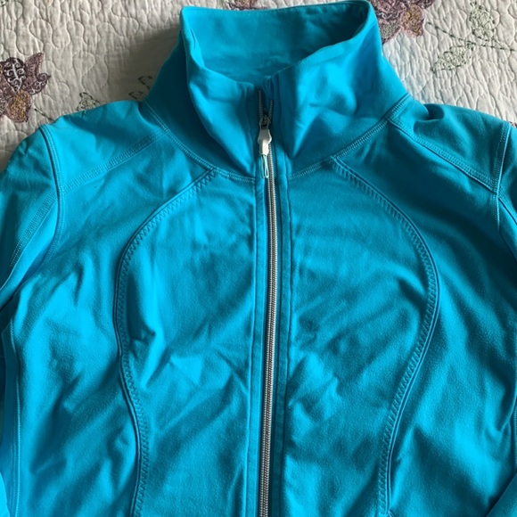 Lululemon Zip Up Jacket - Picture 2 of 6
